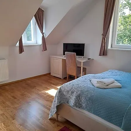 Rosenberg Kúria 3* Taplanszentkereszt