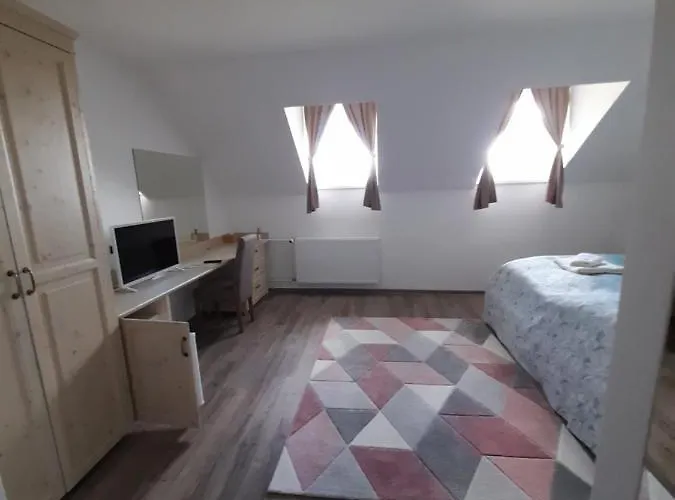 Couette-café Rosenberg Kuria 3*